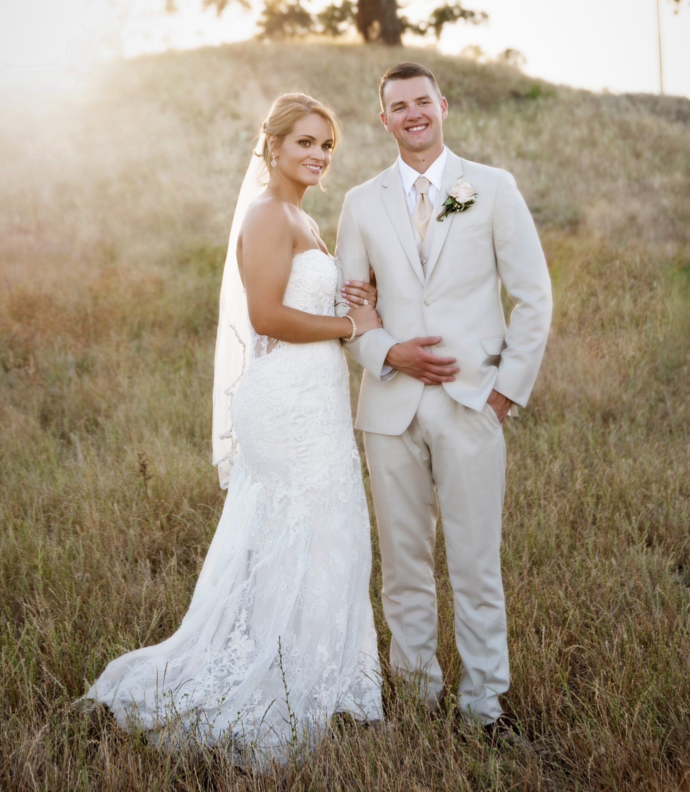 Travis & Danielle Shubin. Mobile Image