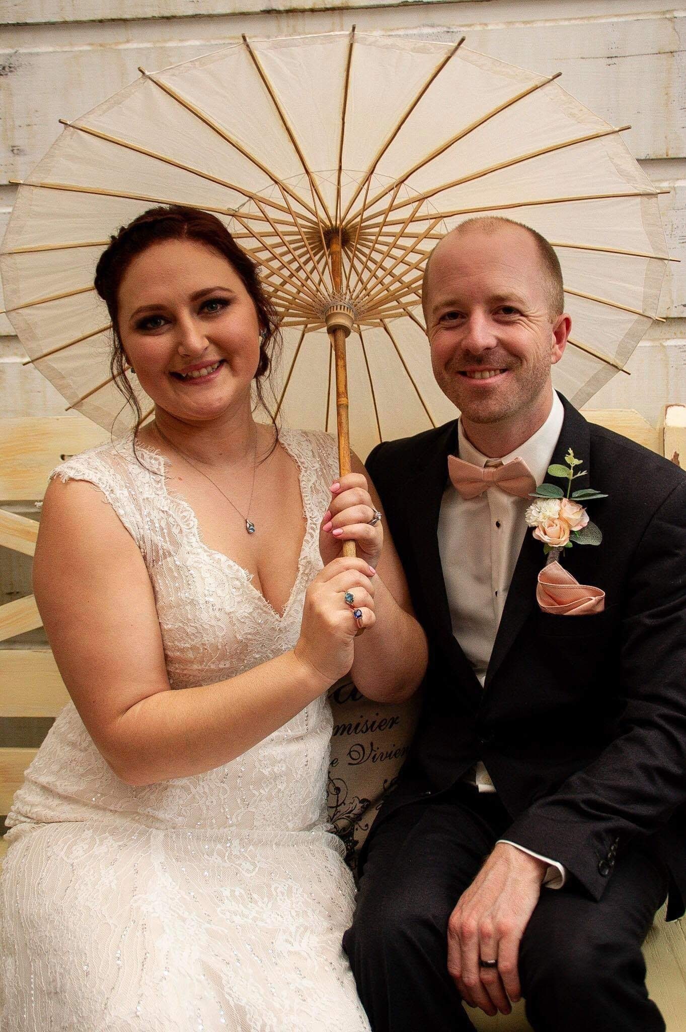 Cody & Stephanie Morrison. Desktop Image